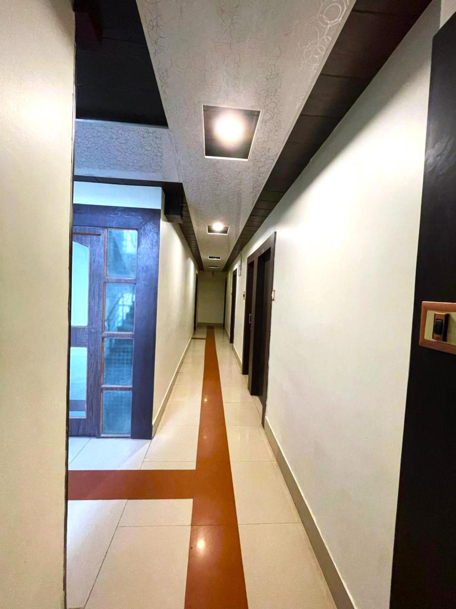 فندق Grg R P International Patna باتنا المظهر الخارجي الصورة